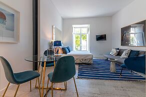 Portas do Céu Apartments