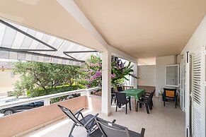 Cozy Apartment Branka With Nice Garden 6