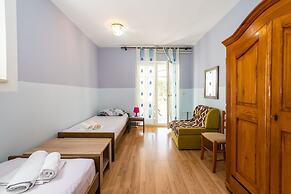 Cozy Apartment Branka With Nice Garden 6