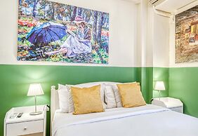 Phaedrus Living: Heritage Luxury Penthouse Kolonaki