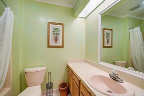 Kill Devil Hills Condo w/ On-site Beach Access!