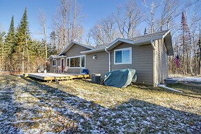 Hines Vacation Rental w/ Grill: Walk to Lake!