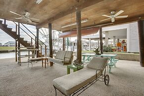 Private Dock, Lanai: Bayou Retreat in Barataria!