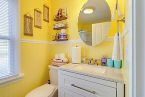 Wolcott Home w/ Deck: Near Connecticut Attractions