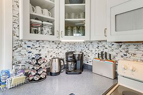 Wolcott Home w/ Deck: Near Connecticut Attractions