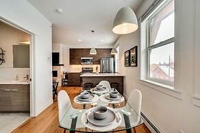 2 Mi to Rmnp: Mtn-view Grand Lake Loft!