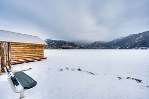 2 Mi to Rmnp: Mtn-view Grand Lake Loft!