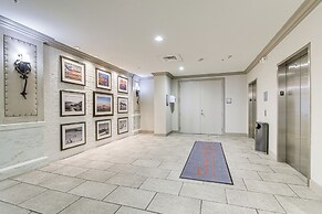 Beachfront Galveston Getaway w/ Gulf Views!