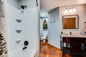 Mcdonough Escape w/ Private Hot Tub & Game Room!