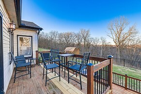 Eureka Springs Home Rental w/ Panoramic Views!