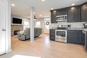 Waterfront Historical District Home Near River