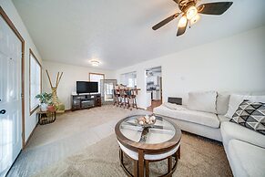 Charming Cleveland Home: 5 Mi to Downtown!