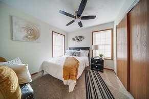 Charming Cleveland Home: 5 Mi to Downtown!