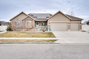 Modern Lehi Apartment: 2 Mi to Thanksgiving Point