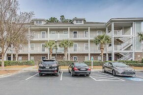 Resort Condo w/ Pool Access Near Barefoot Landing!