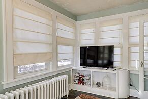 Charming Connecticut Retreat Near Museums & Hiking