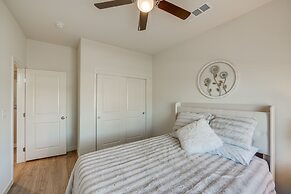 Dog-friendly Home Near Golfing in Bakersfield!