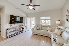 Dog-friendly Home Near Golfing in Bakersfield!