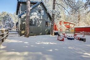 Munds Park Cabin w/ Deck & Fire Pit: Walk to Trail