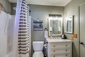 Munds Park Cabin w/ Deck & Fire Pit: Walk to Trail