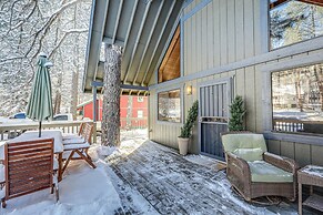 Munds Park Cabin w/ Deck & Fire Pit: Walk to Trail