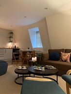 Riding Gate Apartment