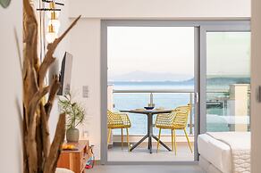 8MOONS BOUTIQUE APARTMENTS