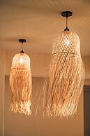 8MOONS BOUTIQUE APARTMENTS