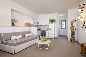 8MOONS BOUTIQUE APARTMENTS