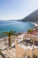 8MOONS BOUTIQUE APARTMENTS