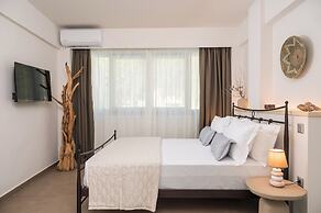 8MOONS BOUTIQUE APARTMENTS