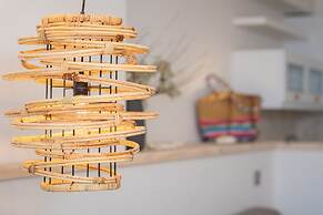 8MOONS BOUTIQUE APARTMENTS