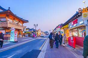 Gyeongju H Avenue Hotel Bulguksa