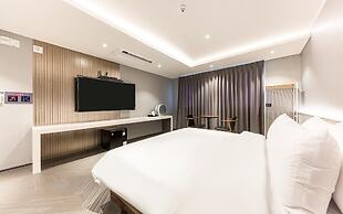 Gyeongju H Avenue Hotel Bulguksa