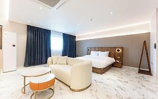 Gyeongju H Avenue Hotel Bulguksa