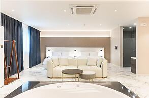 Gyeongju H Avenue Hotel Bulguksa