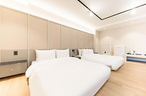 Gyeongju H Avenue Hotel Bulguksa