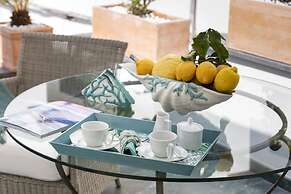 JJ Capri in Capri With 2 Bedrooms and 2 Bathrooms