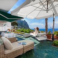 JJ Capri in Capri With 2 Bedrooms and 2 Bathrooms