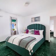 JJ Capri in Capri With 2 Bedrooms and 2 Bathrooms