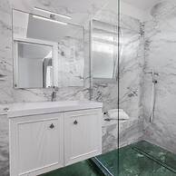 JJ Capri in Capri With 2 Bedrooms and 2 Bathrooms