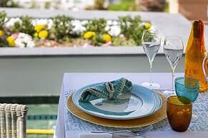 JJ Capri in Capri With 2 Bedrooms and 2 Bathrooms