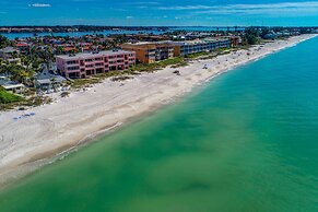 Anna Maria Island Runaway Tropical Escape