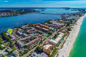 Anna Maria Island Runaway Tropical Escape