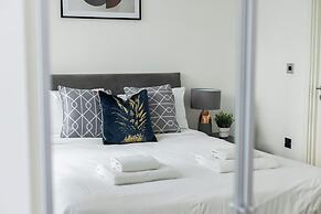 Spacious 2 Bed Flat in Hoxton