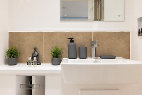 The Hoxton Apartments