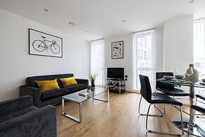 Spacious 2 Bed Flat in Hoxton