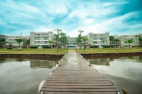 360 Brisas do Lago by Ozped