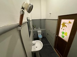 Room in Villa - Surf 247 Weligama - Deluxe Double Room With Side Sea V