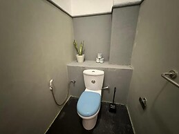 Room in Villa - Surf 247 Weligama - Deluxe Double Room With Side Sea V